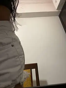 gizemseks online show from October 2, 8:05 pm