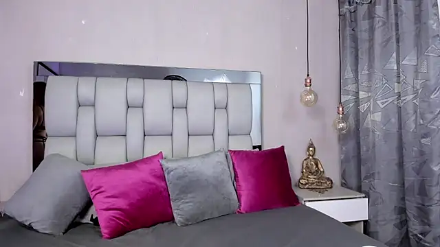 SusanBenett online show from December 20, 8:49 pm