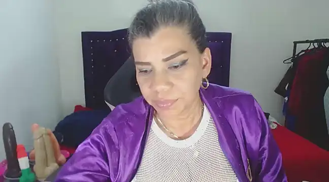 vikyadams online show from March 20, 7:25 pm