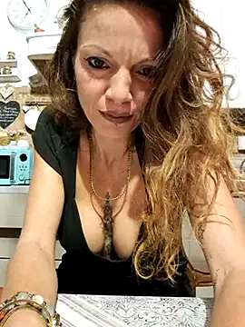 vampvanna23 online show from November 4, 4:55 am