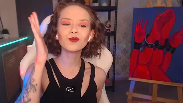 Snapshot of FascinatingEyess chatting on January 6, 2:58 pm FascinatingEyess online show from January 6, 2:58 pm