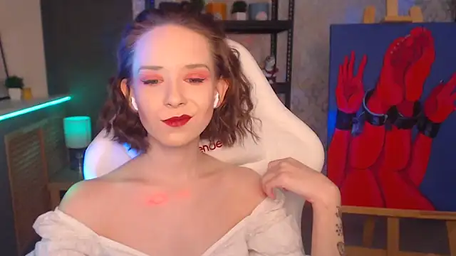 Snapshot of FascinatingEyess chatting on January 8, 7:34 pm FascinatingEyess online show from January 8, 7:34 pm