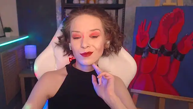 Snapshot of FascinatingEyess chatting on February 24, 2:08 am FascinatingEyess online show from February 24, 2:08 am