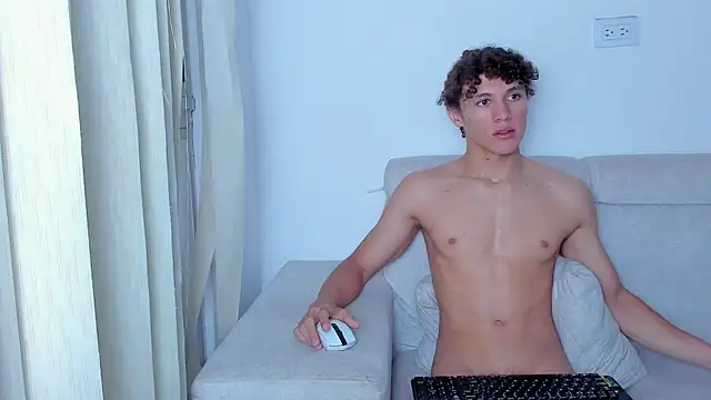 laurent nova online show from January 21, 9:13 am