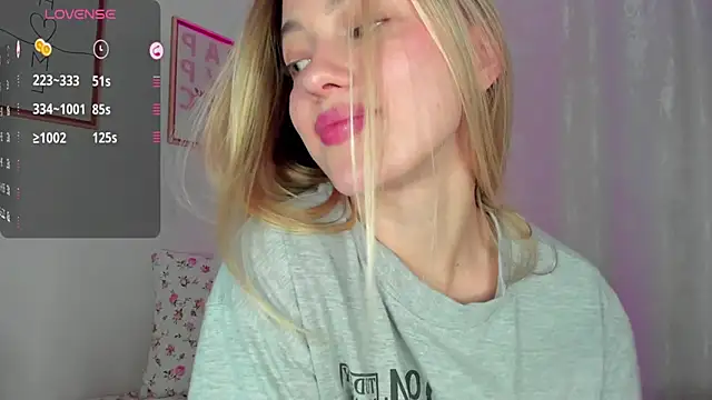 damn cutie online show from March 20, 12:30 am