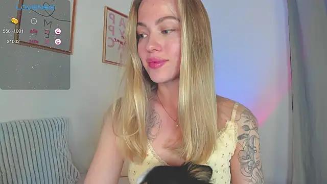 damn cutie online show from September 19, 7:25 pm