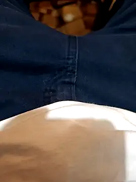 Snapshot of taxiome chatting on February 2, 9:57 pm taxiome online show from February 2, 9:57 pm