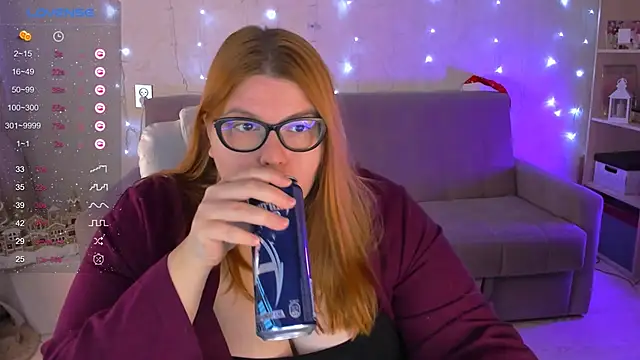 Snapshot of Melissa_Purr chatting on December 20, 3:58 am Melissa Purr online show from December 20, 3:58 am