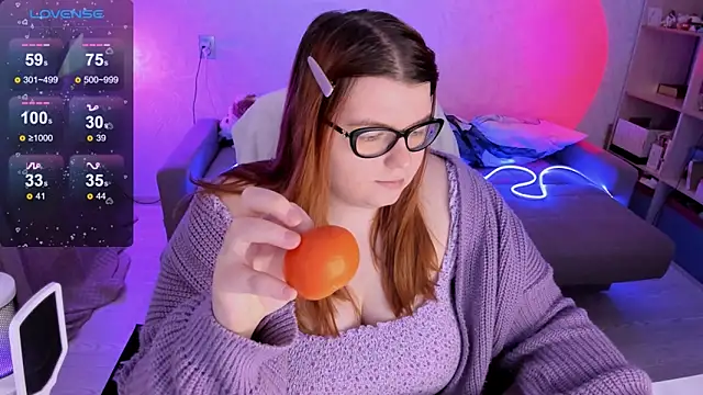 Snapshot of Melissa_Purr chatting on February 10, 11:23 pm Melissa Purr online show from February 10, 11:23 pm