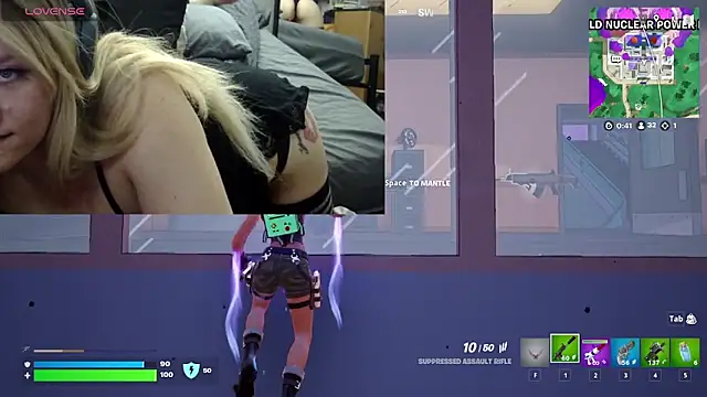 Snapshot of ziggyspice chatting on November 19, 7:47 pm ziggyspice online show from November 19, 7:47 pm