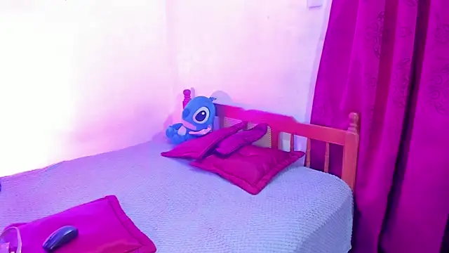 Ivanna18 x online show from April 16, 3:18 am