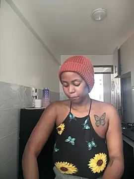 Snapshot of Rose_berry chatting on January 15, 12:25 pm Rose berry online show from January 15, 12:25 pm