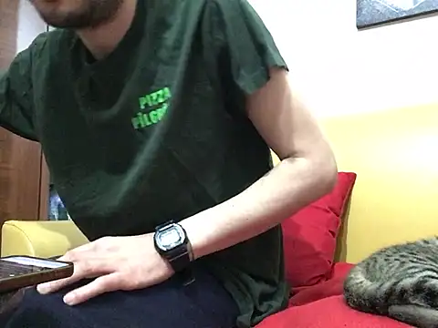 Snapshot of DragonPink chatting on March 1, 1:51 pm DragonPink online show from March 1, 1:51 pm