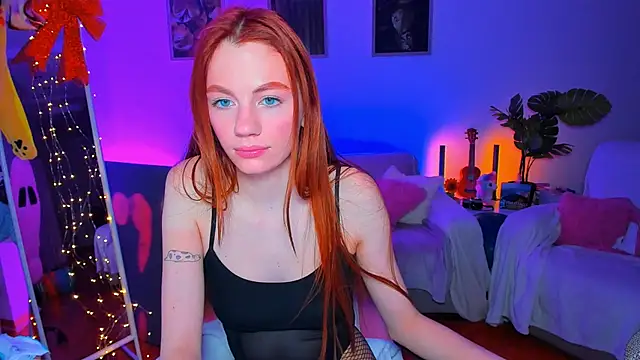 Snapshot of Alyssa_Smitt chatting on March 9, 11:46 pm Alyssa Smitt online show from March 9, 11:46 pm