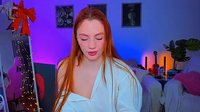 Snapshot of Alyssa_Smitt chatting on March 16, 8:10 am Alyssa Smitt online show from March 16, 8:10 am