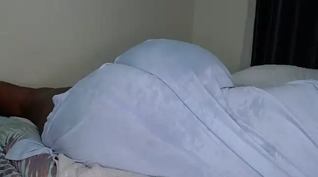 Snapshot of Nicole-stacy chatting on March 20, 1:02 am Nicole-stacy online show from March 20, 1:02 am