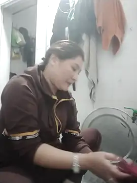 Snapshot of Rose_DiDi chatting on February 26, 3:42 am Rose DiDi online show from February 26, 3:42 am