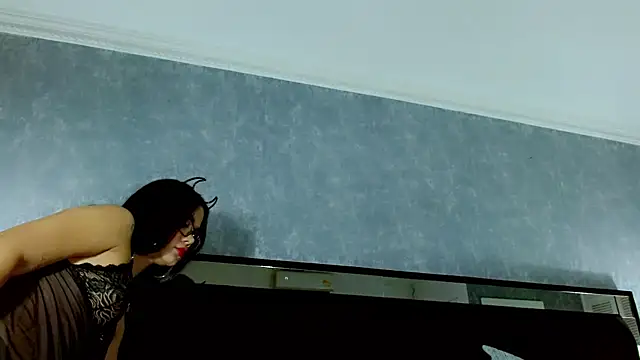 Snapshot of JasmineMoore chatting on November 1, 8:55 pm JasmineMoore online show from November 1, 8:55 pm