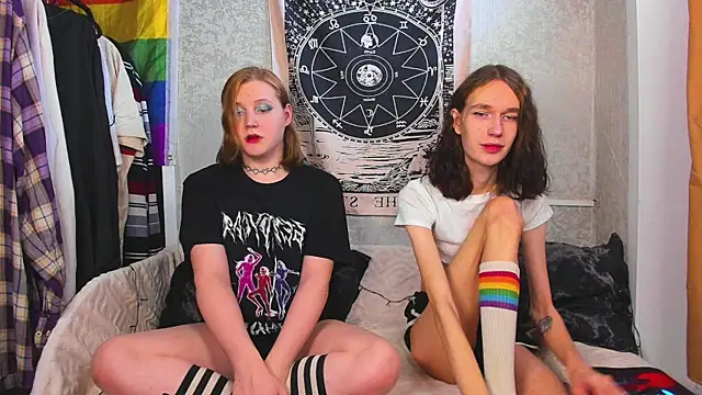 Snapshot of Calvin_and_Kevin chatting on January 29, 9:12 am Calvin and Kevin online show from January 29, 9:12 am