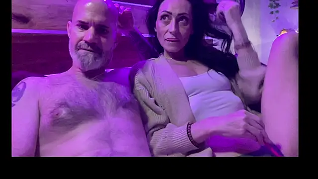 Snapshot of NC_Bald_and_Beautiful chatting on October 17, 9:06 pm NC Bald and Beautiful online show from October 17, 9:06 pm