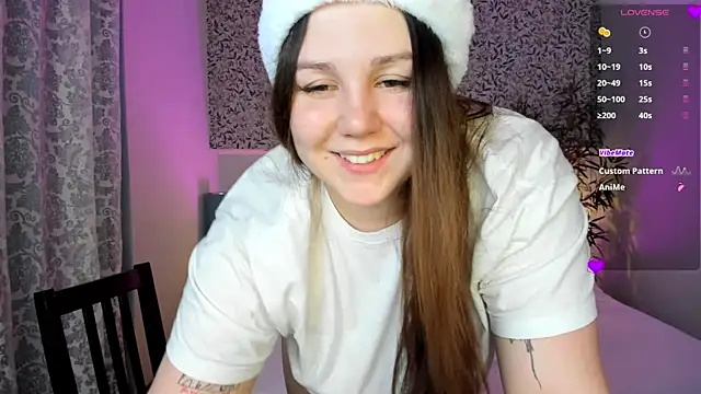 Snapshot of Ruth_Oliver chatting on December 10, 1:11 am Ruth Oliver online show from December 10, 1:11 am