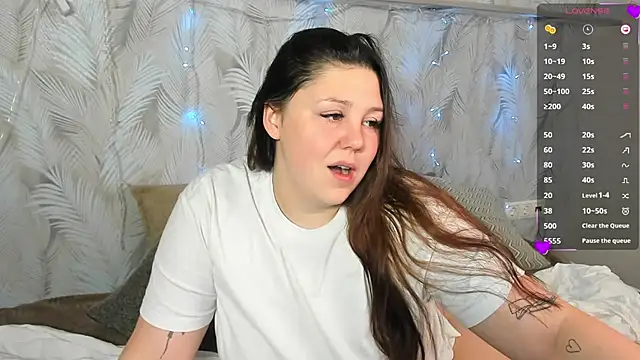 Snapshot of Ruth_Oliver chatting on December 28, 8:26 am Ruth Oliver online show from December 28, 8:26 am