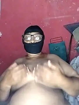 Snapshot of naughtygrannyXXX chatting on December 27, 9:32 pm naughtygrannyXXX online show from December 27, 9:32 pm