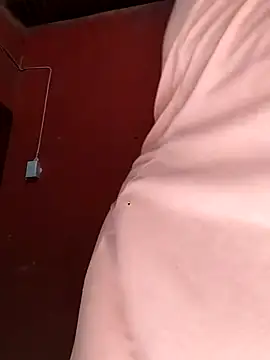 Snapshot of naughtygrannyXXX chatting on December 28, 2:11 am naughtygrannyXXX online show from December 28, 2:11 am