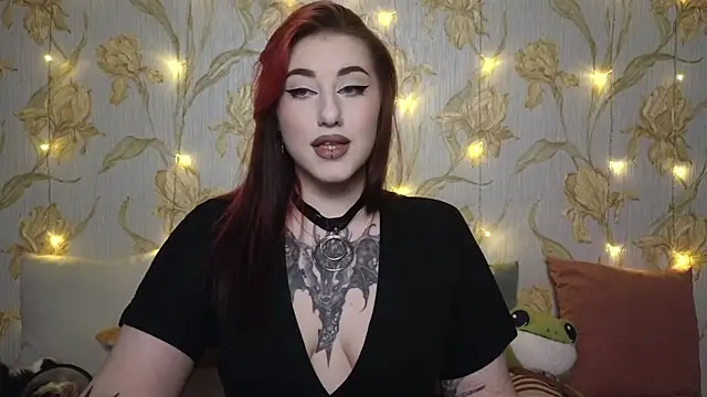 Kimpossible1 online show from January 28, 2:10 pm