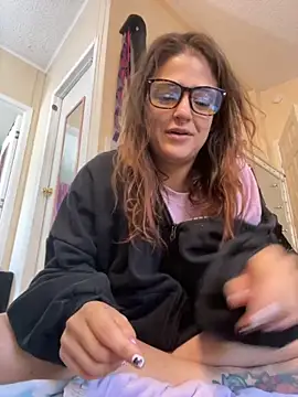 SafeinouterSpace online show from September 12, 6:08 pm