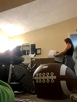 SafeinouterSpace online show from October 2, 8:43 am