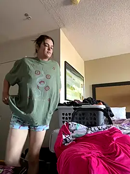 SafeinouterSpace online show from October 5, 6:06 pm