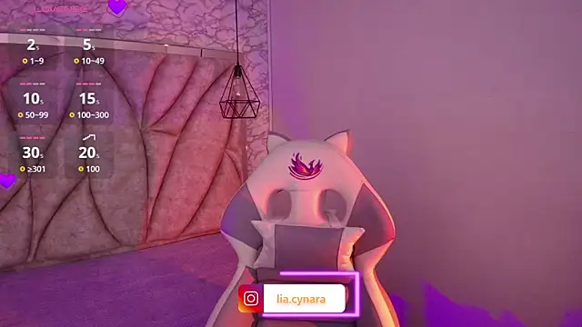 Queen perla  online show from November 25, 11:43 am