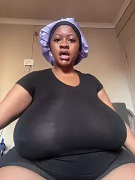 Chubbykarisma27 online show from February 24, 5:11 am