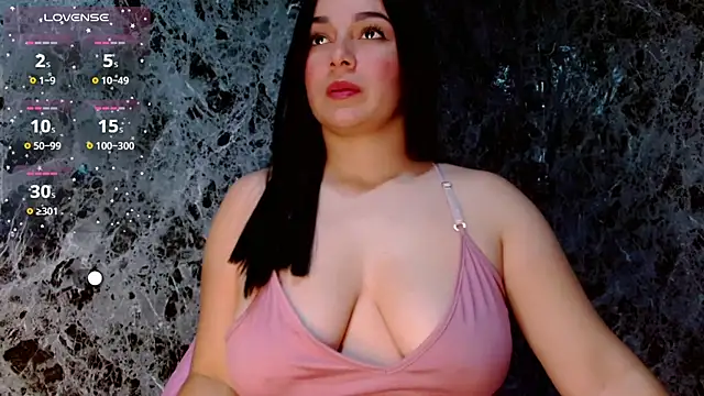 Lanna belle28 online show from December 18, 2:23 pm