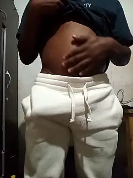 Snapshot of Uncletee112 chatting on October 7, 6:38 pm Uncletee112 online show from October 7, 6:38 pm