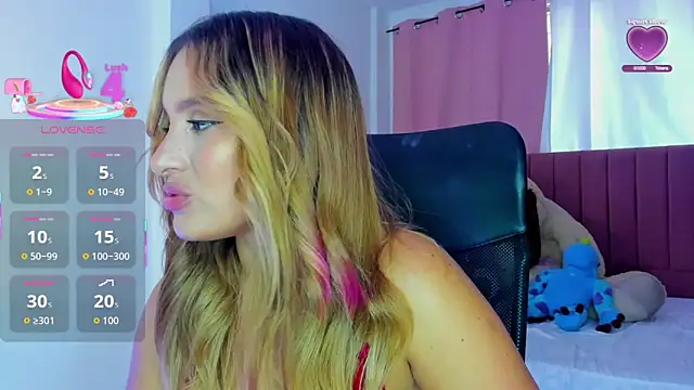 Snapshot of Agnescruzz chatting on November 22, 8:52 pm Agnescruzz online show from November 22, 8:52 pm