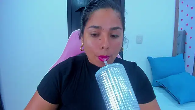 Snapshot of hurrem_had chatting on March 20, 2:19 am hurrem had online show from March 20, 2:19 am