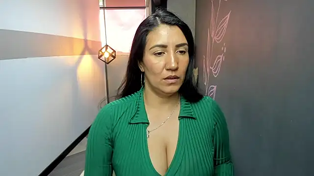 GiaFox  online show from February 26, 3:30 pm