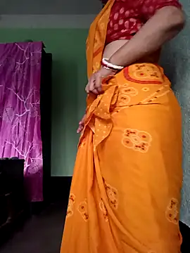 Snapshot of Rosy-B chatting on November 7, 12:32 am Rosy-B online show from November 7, 12:32 am