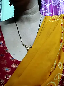 Snapshot of Rosy-B chatting on November 27, 9:39 pm Rosy-B online show from November 27, 9:39 pm