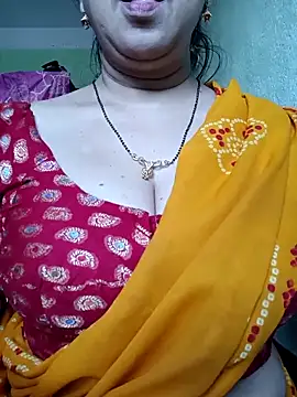 Snapshot of Rosy-B chatting on November 28, 9:45 am Rosy-B online show from November 28, 9:45 am