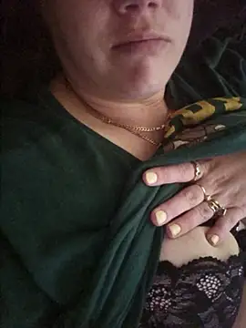 Snapshot of Off_the_Lesh chatting on November 6, 4:35 am Off the Lesh online show from November 6, 4:35 am