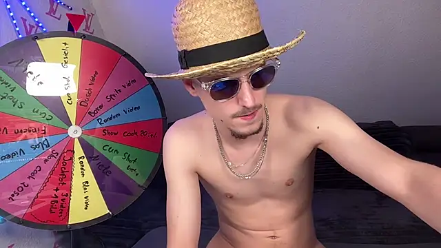 Snapshot of Cookieboy88 chatting on March 21, 9:01 pm Cookieboy88 online show from March 21, 9:01 pm