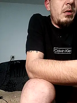 Snapshot of mayk18cm chatting on January 9, 3:12 pm mayk18cm online show from January 9, 3:12 pm
