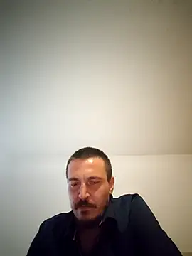 Snapshot of mayk18cm chatting on October 3, 7:05 am mayk18cm online show from October 3, 7:05 am