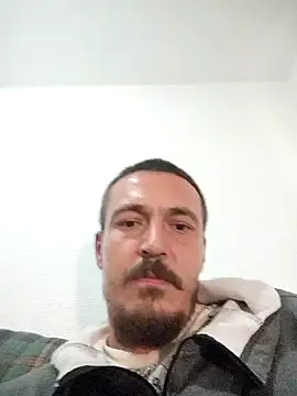 Snapshot of mayk18cm chatting on October 7, 6:32 am mayk18cm online show from October 7, 6:32 am