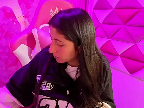 Cameron cutte online show from February 22, 3:40 am