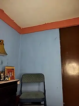 Catalinacandela online show from March 11, 7:25 pm