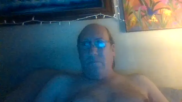 Snapshot of hornyrich69 chatting on November 2, 7:00 am hornyrich69 online show from November 2, 7:00 am